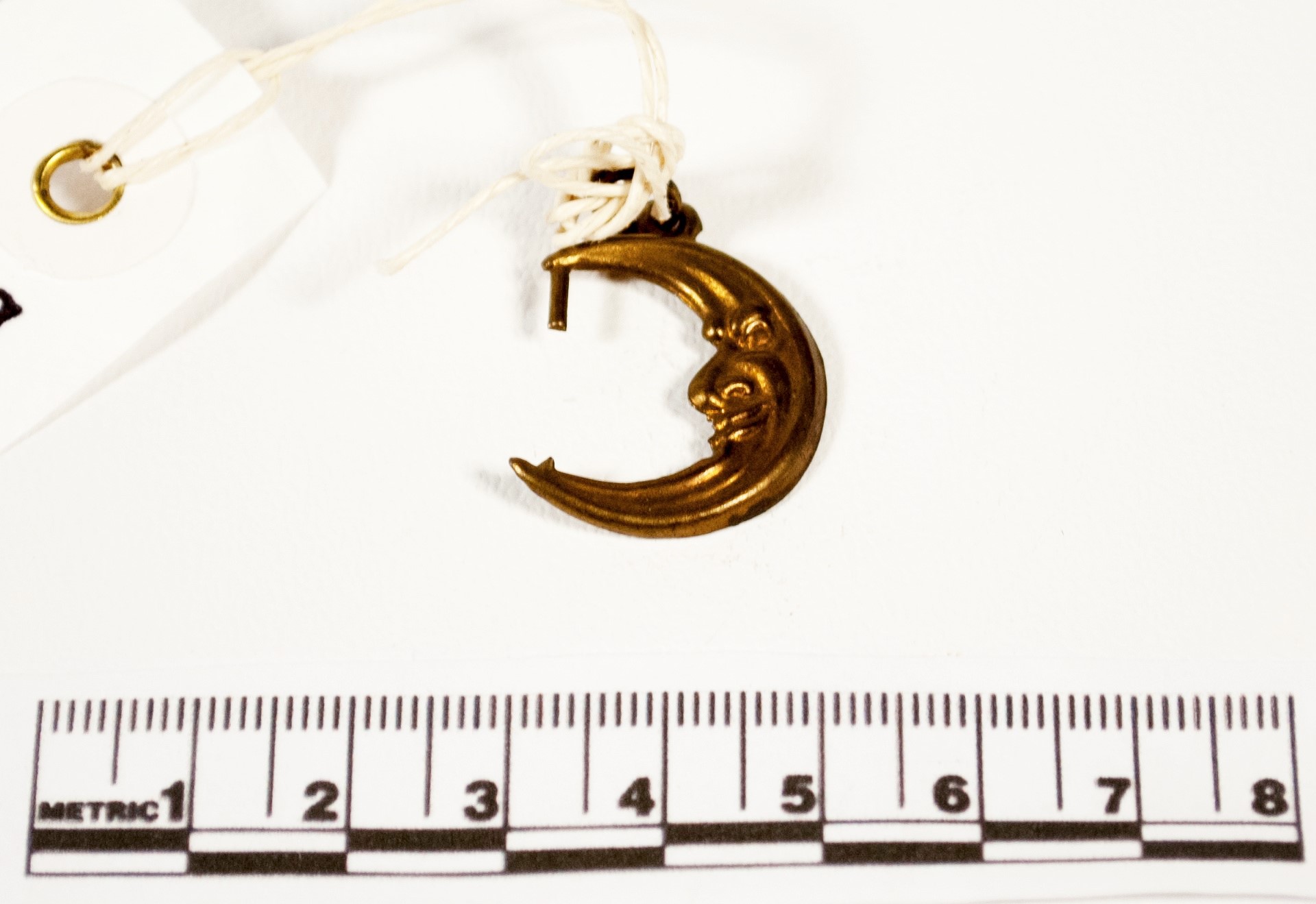2259 Crescent moon pendant charm Museum of Witchcraft and Magic
